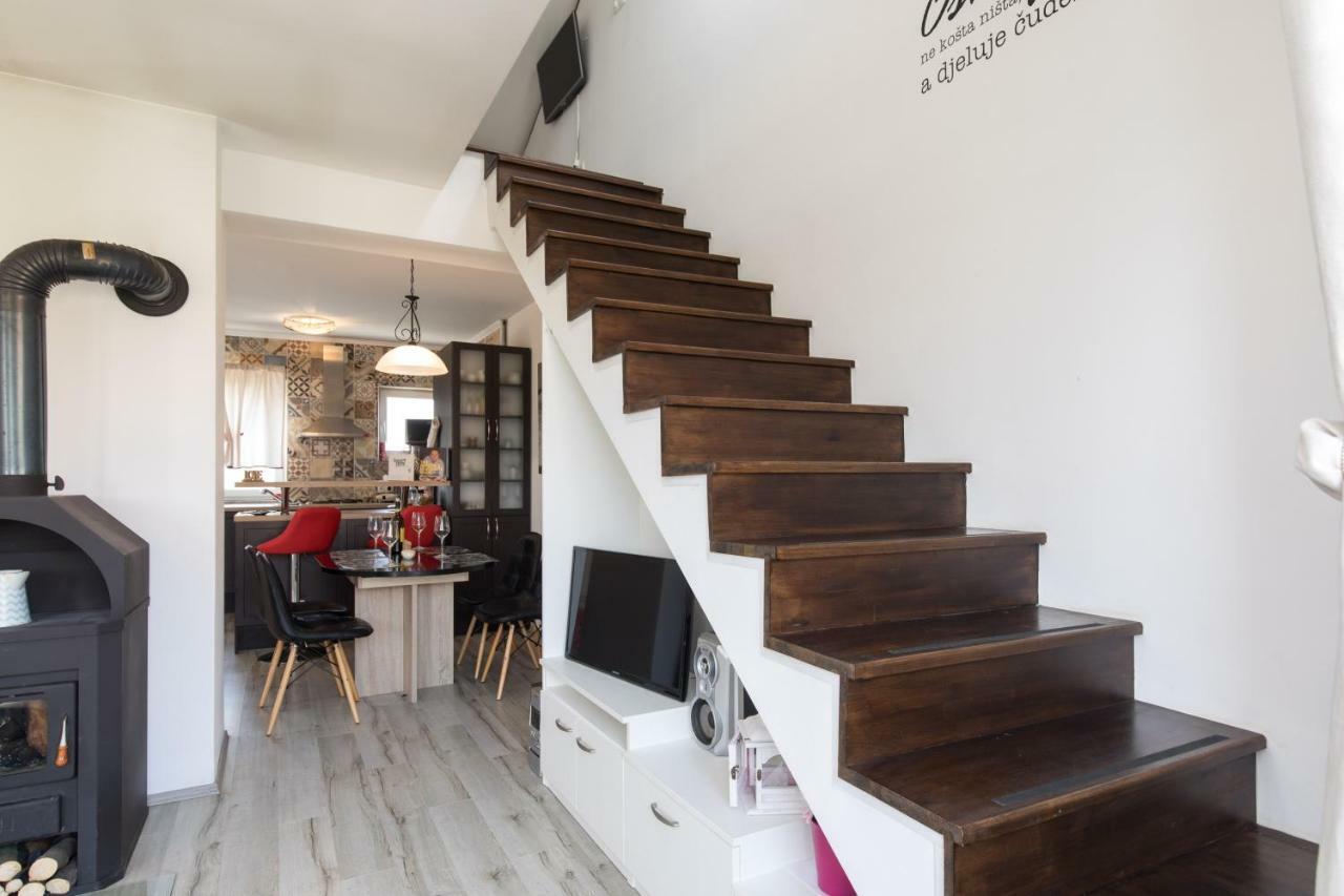 Chic Loft Appartment 크르크 외부 사진
