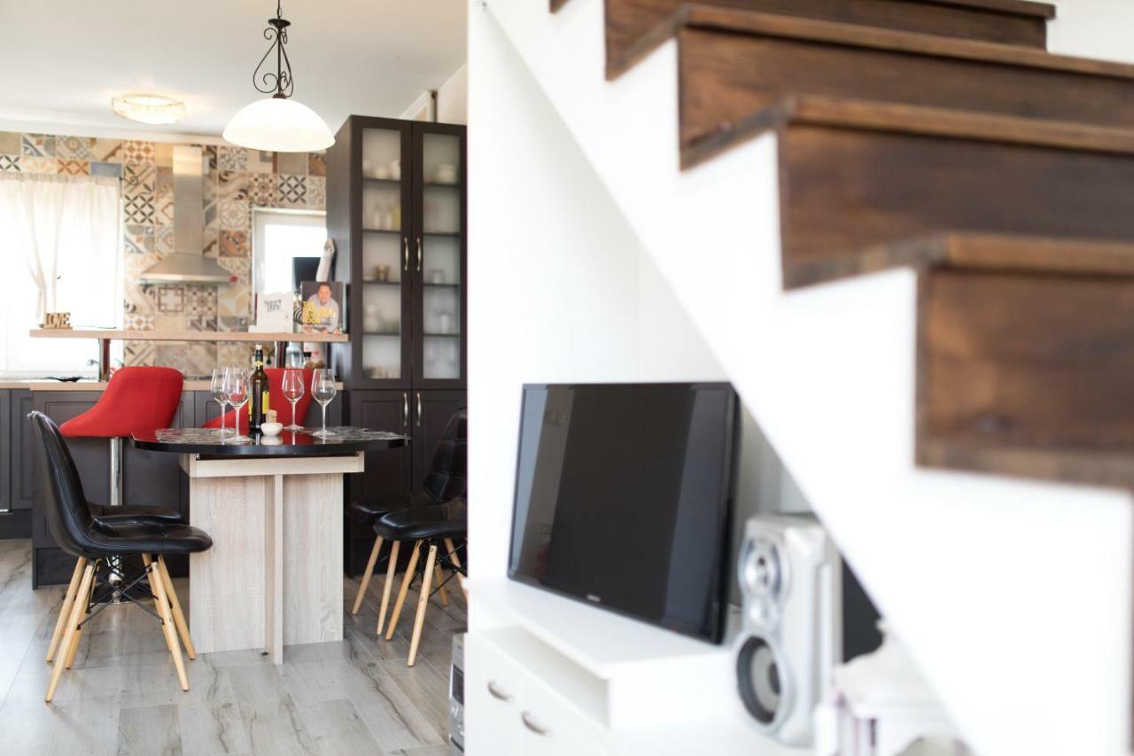 Chic Loft Appartment 크르크 외부 사진